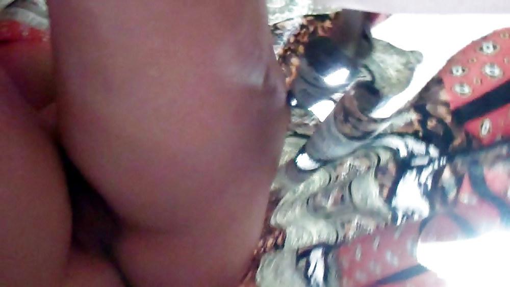 10P Bubble butt upskirt milf