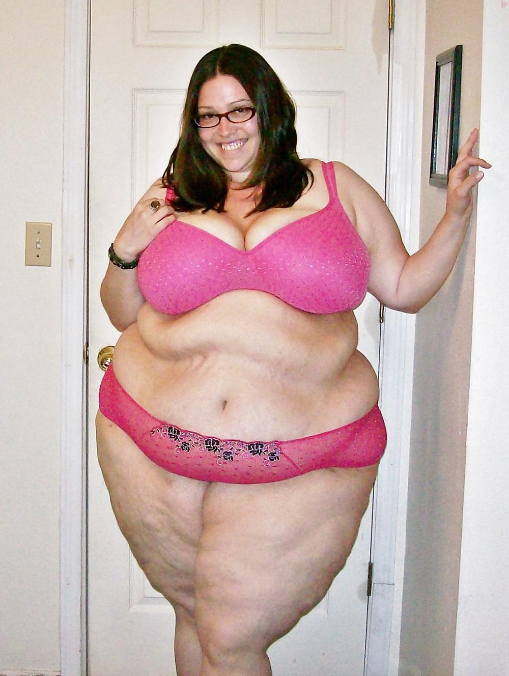 25P BBW's in lingerie