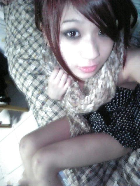13P Cute Amateur Chinese Teen