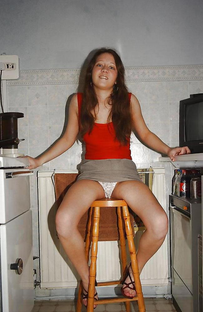 25P Celebs upskirt nipples nipslip