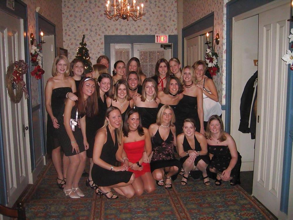 25P Upskirt Groups
