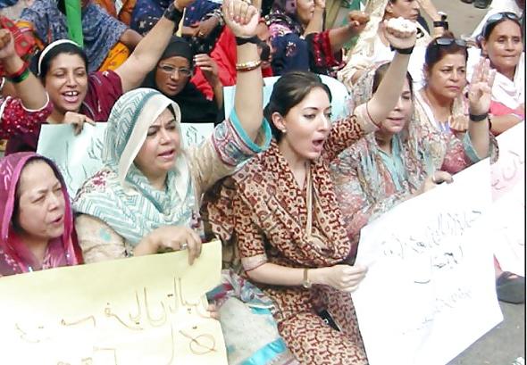 21P VIP Whore in Pakistan Sharmila Farooqi