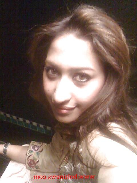 25P VIP Whore in Pakistan Meher Bukhari