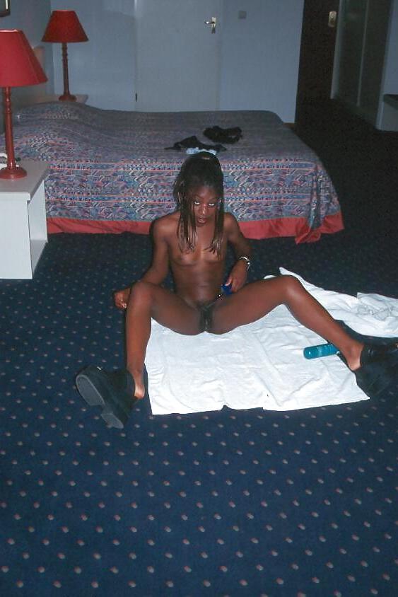 25P EBONY TEENS SO HORNY 3