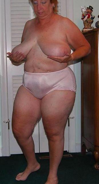 16P Granny in panties