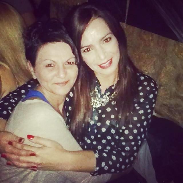 25P Greek MILF 