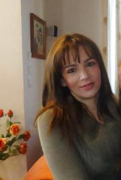 25P Greek MILF 
