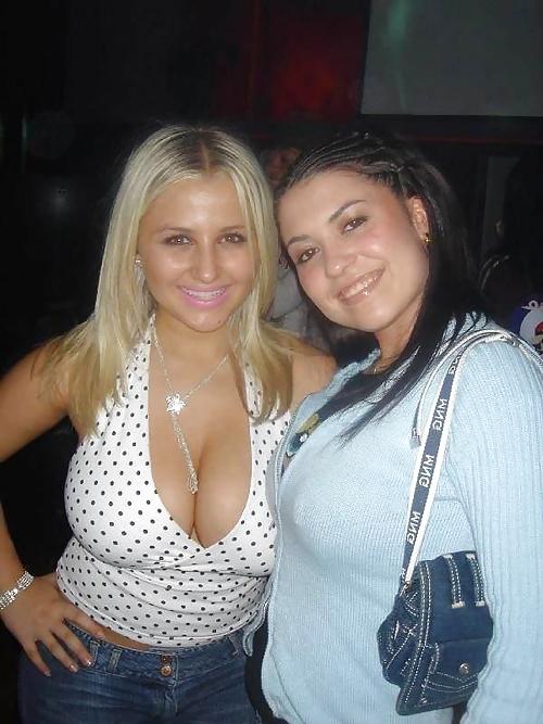 25P Non-nude