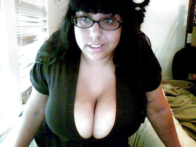 25P Non-nude