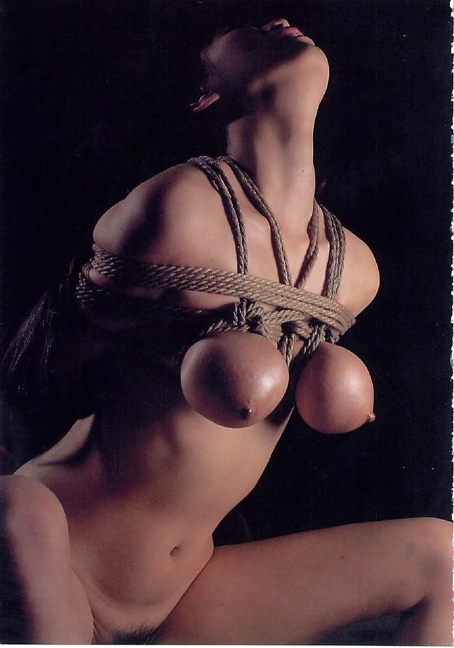 25P Rope bondage03