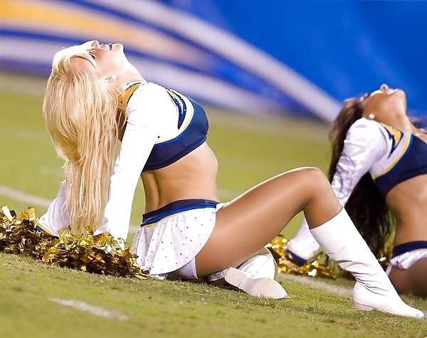 25P Cheerleaders