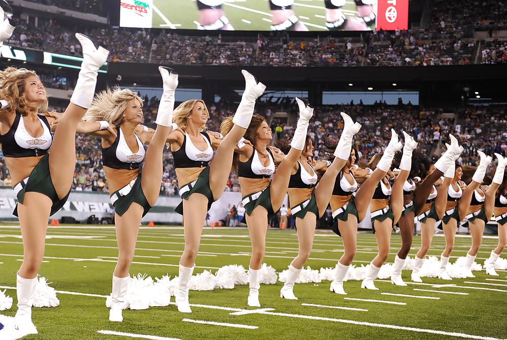 25P Cheerleaders