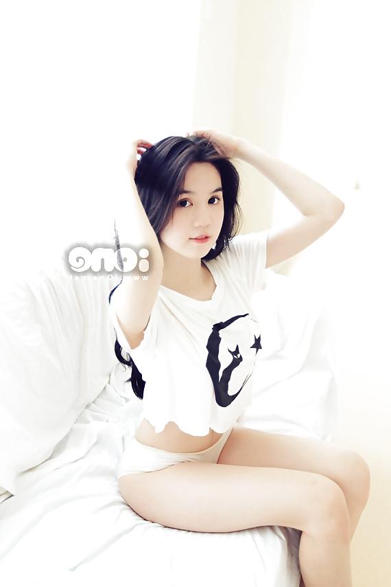8P Vietnamese Hot girl 2:  Ngoc Trinh Baby+cute face