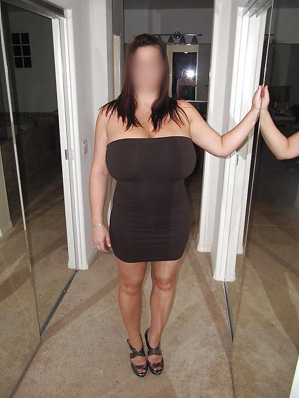 25P Voluptuous MILF Tits and Ass