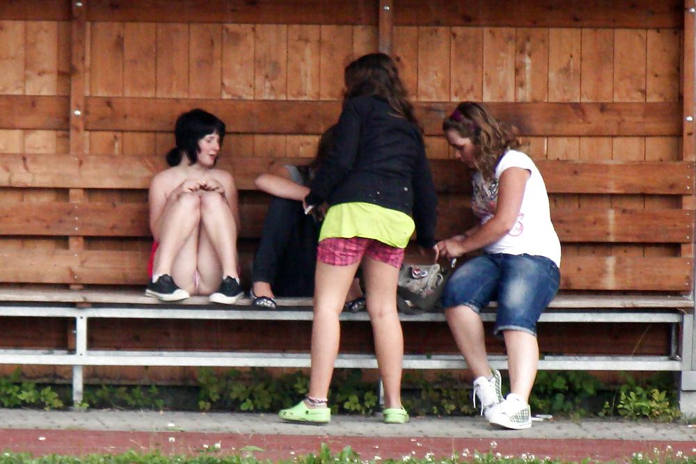 10P Upskirt 2