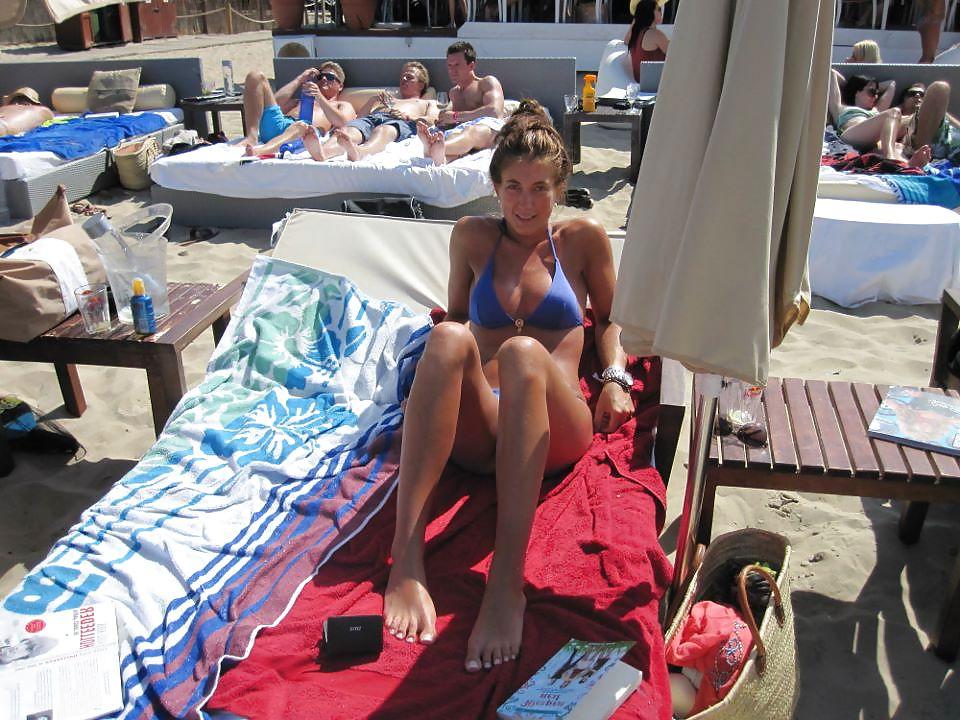 25P How would you fuck this hot babe from facebook?