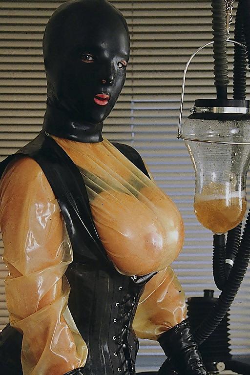 17P RUBBER