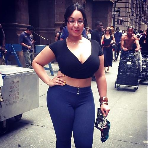 20P I Love Real Latin Women #7 (Non Nude)
