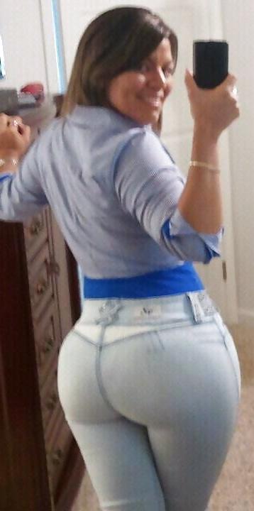 20P I Love Real Latin Women #7 (Non Nude)