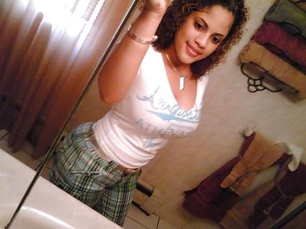 20P I Love Real Latin Women #7 (Non Nude)