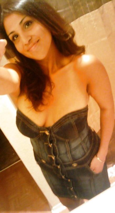 20P I Love Real Latin Women #7 (Non Nude)
