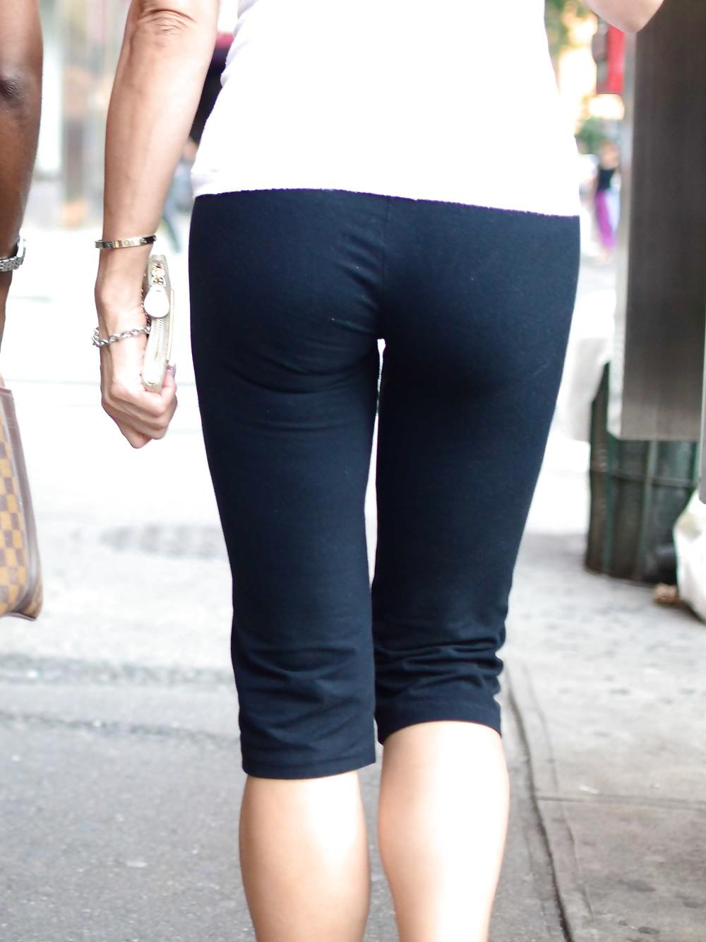 25P Candid Ass Photos - Voyeur