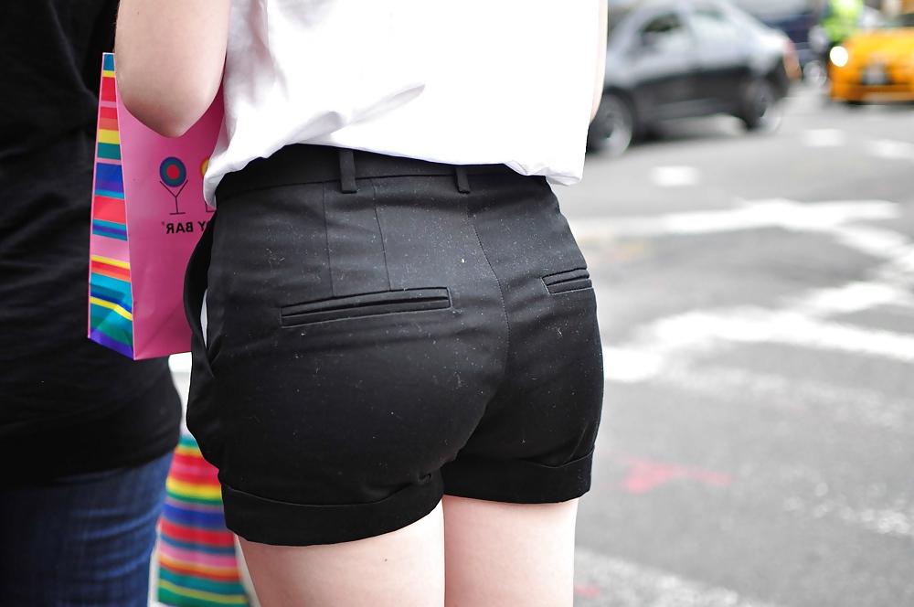 25P Candid Ass Photos - Voyeur