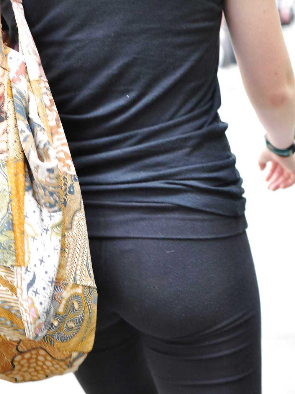 25P Candid Ass Photos - Voyeur