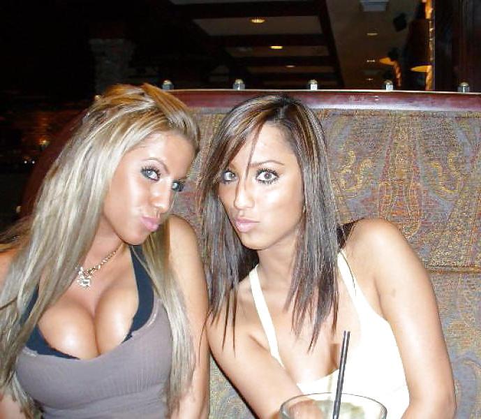 25P BIG TITTIES AMATEURS - Non & Non Nude IX