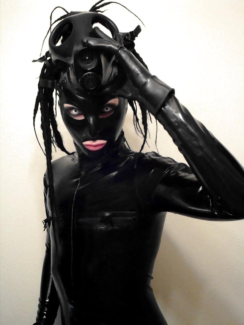 9P Rubber Invader