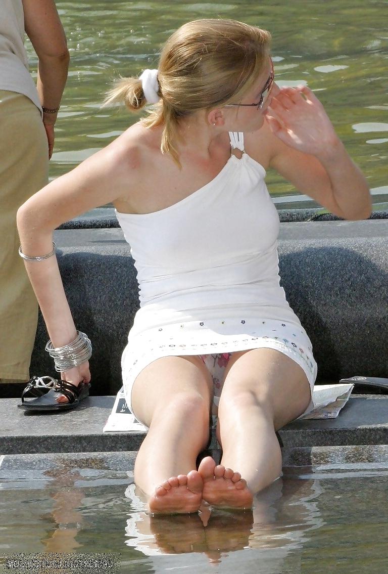 25P Upskirt collection .