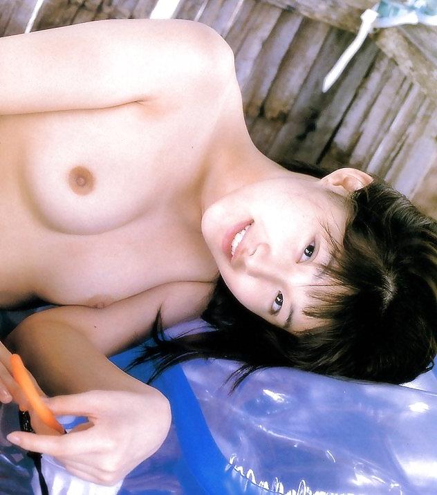 20P Beautiful Asian Girls 2