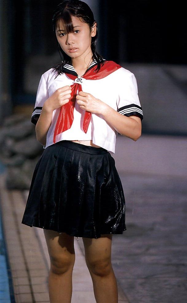 20P Beautiful Asian Girls 2