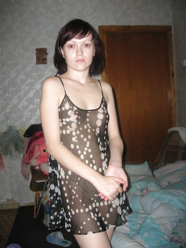 25P Yngr Milf With Nice Nipples