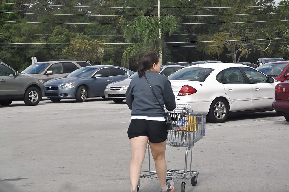 23P Stalking your Mom's Ass (non-nude)