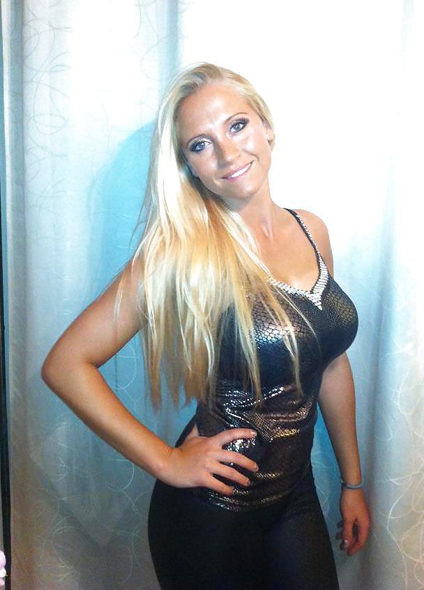 10P Hot mom And not her daughter