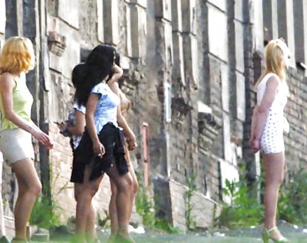 25P Real Street Hookers