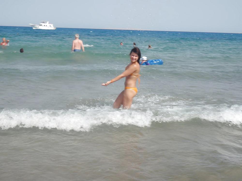 25P Sexy GF Vacation Photos 
