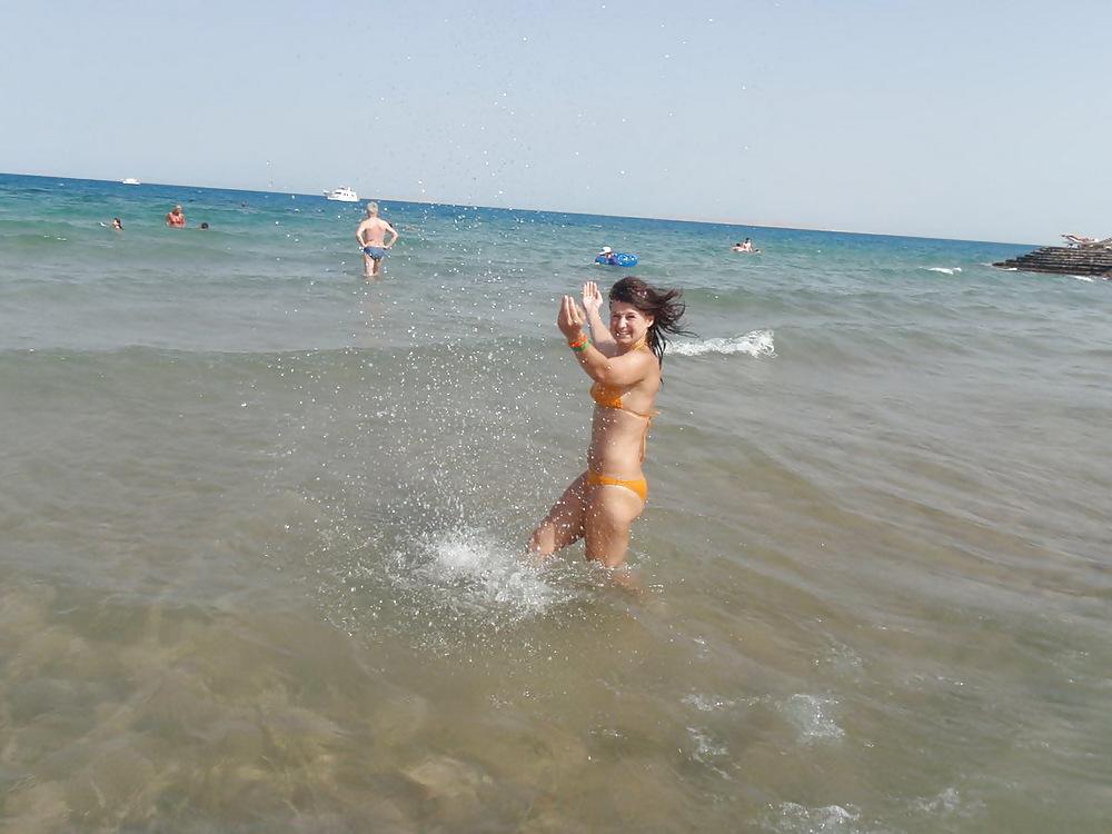 25P Sexy GF Vacation Photos 