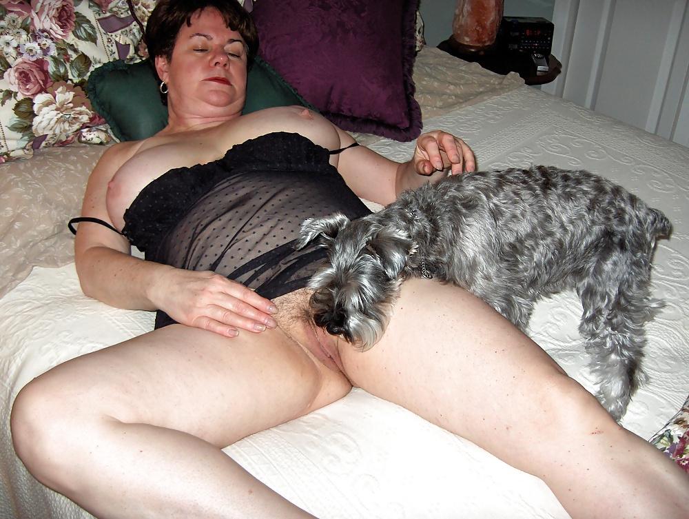 12P Dianne super slut granny!