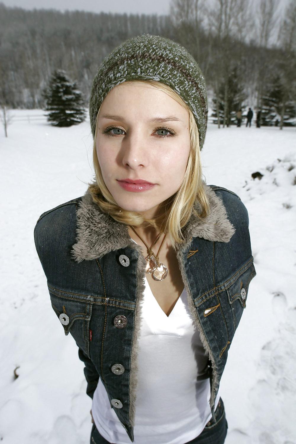 25P Kristen Bell (HQ)