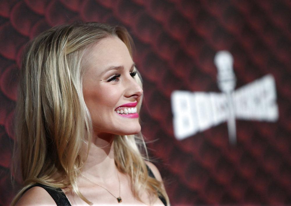25P Kristen Bell (HQ)