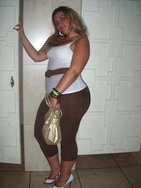 10P Big Greek ass i'd like to fuck