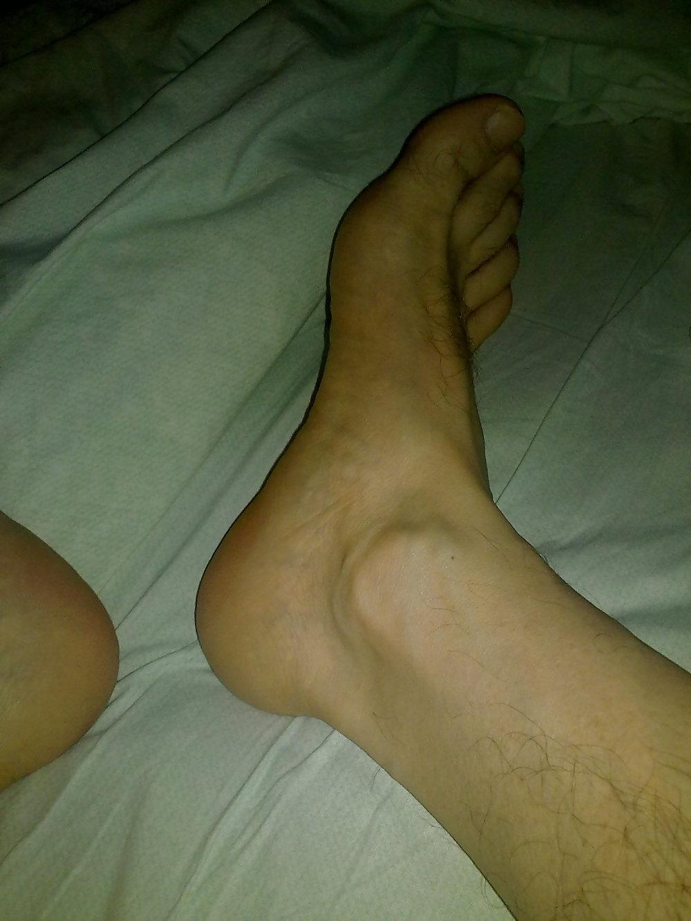 7P Sono a culo nudo per voi tutti uomini e donne........