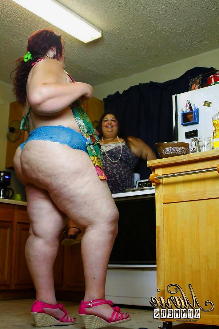 4P BBW Girl on Girl Cupcakes Marie Summers