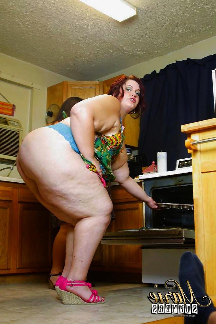 4P BBW Girl on Girl Cupcakes Marie Summers