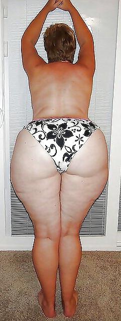 25P Swimsuits bikinis bras bbw mature dressed teen big huge - 33