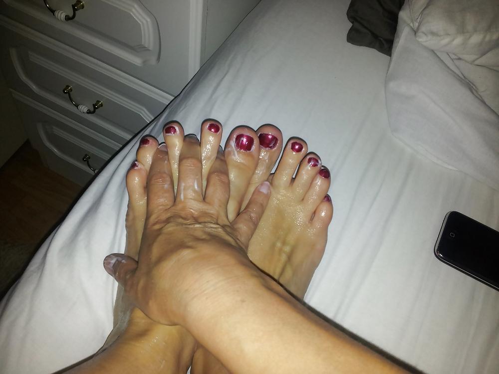 6P Wish this was cum i was rubbing into my feet