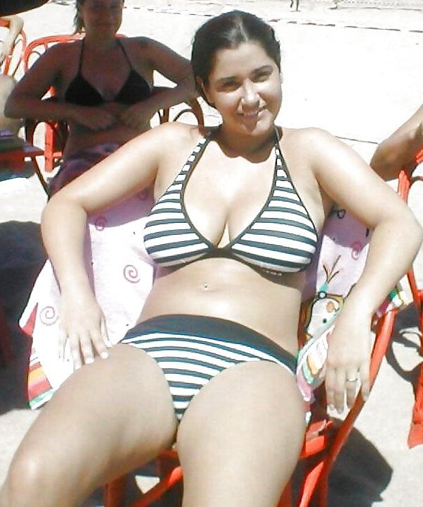 25P Swimsuits bikinis bras bbw mature dressed teen big huge - 36
