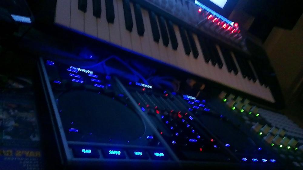 6P Studio Pics - Not Porn